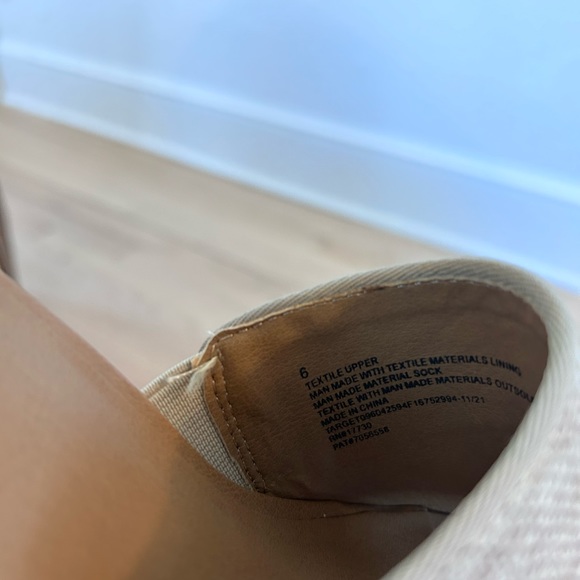 Universal Thread Boho Wedges Size 6 - Picture 5 of 5